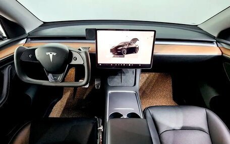 Tesla Model Y I, 2024 год, 4 270 000 рублей, 8 фотография