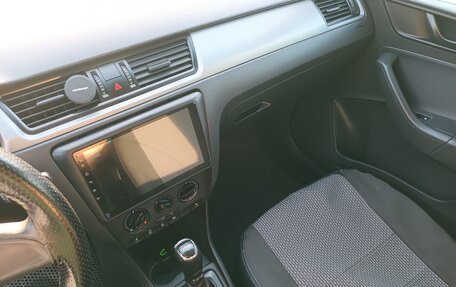 Skoda Rapid I, 2016 год, 530 000 рублей, 12 фотография