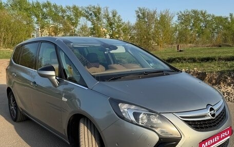 Opel Zafira C рестайлинг, 2013 год, 1 495 000 рублей, 2 фотография