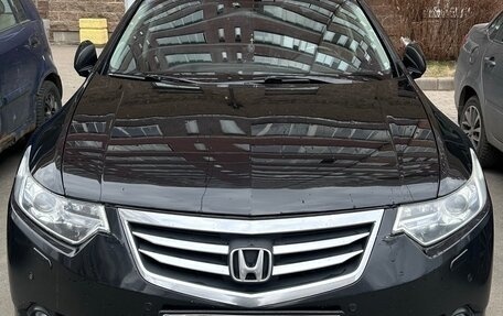 Honda Accord VIII рестайлинг, 2011 год, 1 300 000 рублей, 4 фотография