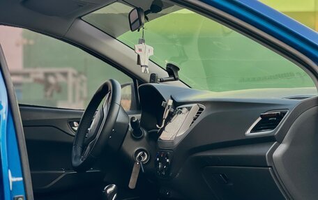 Hyundai Solaris II рестайлинг, 2018 год, 1 210 000 рублей, 6 фотография