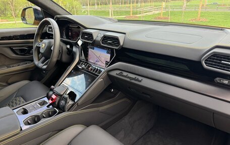 Lamborghini Urus I, 2024 год, 49 900 000 рублей, 8 фотография