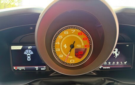Ferrari F8, 2021 год, 26 700 000 рублей, 17 фотография