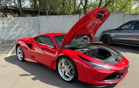 Ferrari F8, 2021 год, 26 700 000 рублей, 33 фотография