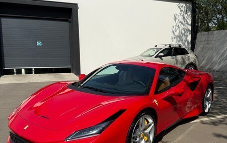 Ferrari F8, 2021 год, 26 700 000 рублей, 35 фотография