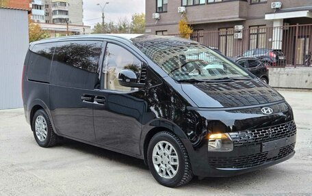 Hyundai Staria, 2021 год, 4 290 000 рублей, 5 фотография