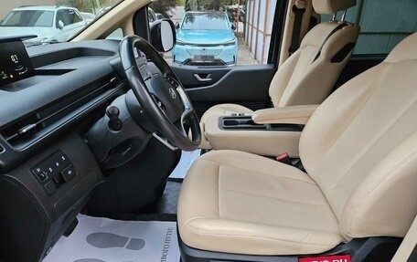 Hyundai Staria, 2021 год, 4 290 000 рублей, 9 фотография