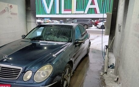 Mercedes-Benz E-Класс, 2003 год, 800 000 рублей, 6 фотография