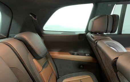 Mercedes-Benz GLS AMG, 2023 год, 32 000 000 рублей, 13 фотография