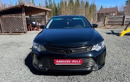 Toyota Camry, 2016 год, 2 550 000 рублей, 4 фотография