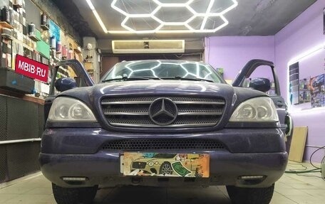 Mercedes-Benz M-Класс, 1998 год, 980 000 рублей, 1 фотография
