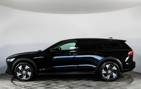 Volvo V60 Cross Country II, 2019 год, 3 549 000 рублей, 8 фотография