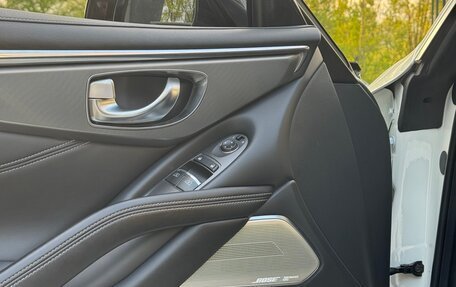 Infiniti Q60 II, 2016 год, 3 000 000 рублей, 17 фотография