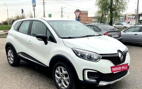 Renault Kaptur I рестайлинг, 2016 год, 900 000 рублей, 2 фотография