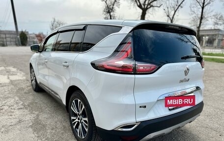Renault Espace V рестайлинг, 2016 год, 1 949 000 рублей, 9 фотография