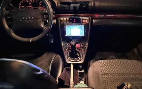 Audi A4, 1996 год, 260 000 рублей, 6 фотография