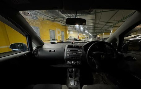 Honda Fit III, 2002 год, 290 000 рублей, 6 фотография