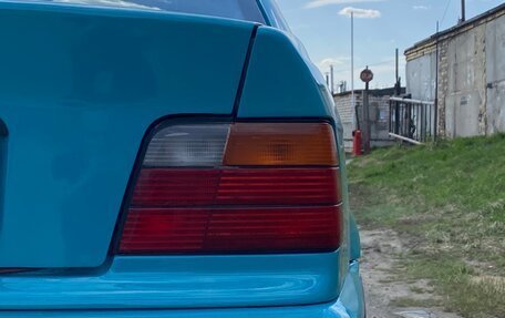 BMW 3 серия, 1993 год, 449 000 рублей, 12 фотография
