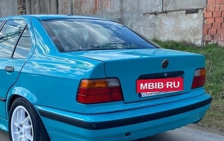 BMW 3 серия, 1993 год, 449 000 рублей, 13 фотография