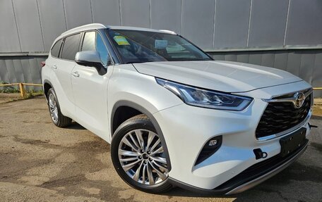 Toyota Highlander, 2025 год, 6 490 000 рублей, 4 фотография
