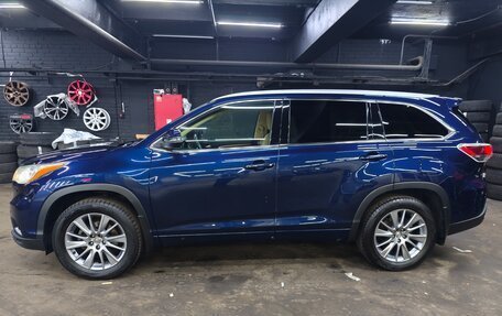 Toyota Highlander III, 2015 год, 2 650 000 рублей, 8 фотография