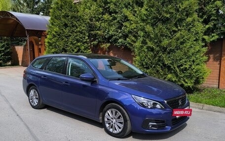 Peugeot 308 II, 2019 год, 1 550 000 рублей, 2 фотография