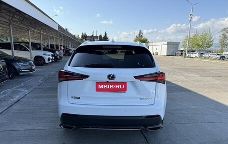 Lexus NX I, 2021 год, 3 500 000 рублей, 7 фотография