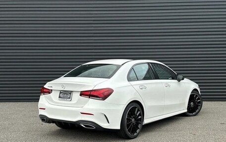 Mercedes-Benz A-Класс, 2022 год, 3 230 000 рублей, 7 фотография