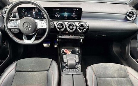 Mercedes-Benz A-Класс, 2022 год, 3 230 000 рублей, 9 фотография