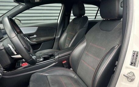 Mercedes-Benz A-Класс, 2022 год, 3 230 000 рублей, 13 фотография