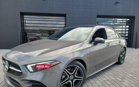 Mercedes-Benz A-Класс, 2022 год, 3 545 000 рублей, 2 фотография