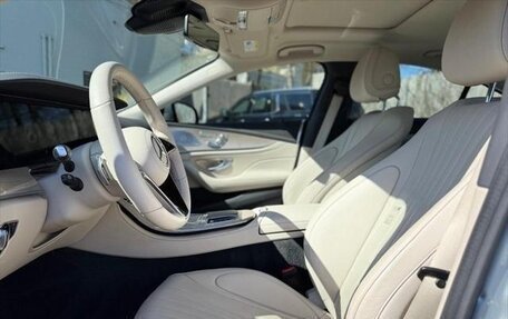 Mercedes-Benz CLS, 2022 год, 5 750 000 рублей, 10 фотография