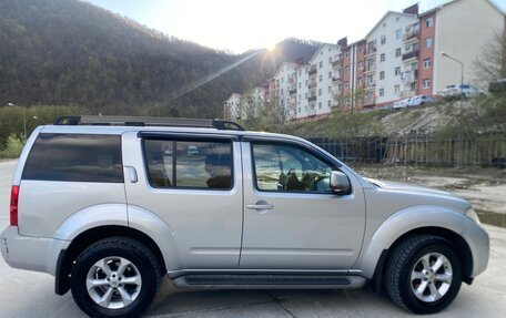 Nissan Pathfinder, 2012 год, 1 580 000 рублей, 3 фотография