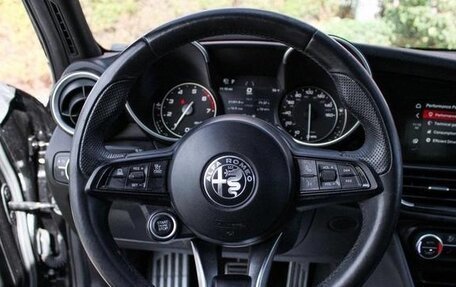 Alfa Romeo Giulia II, 2022 год, 3 150 000 рублей, 8 фотография
