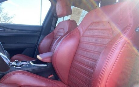 Alfa Romeo Stelvio, 2022 год, 3 190 000 рублей, 11 фотография