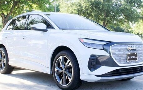 Audi Q4 e-tron, 2022 год, 4 355 000 рублей, 3 фотография