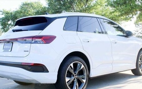 Audi Q4 e-tron, 2022 год, 4 355 000 рублей, 5 фотография