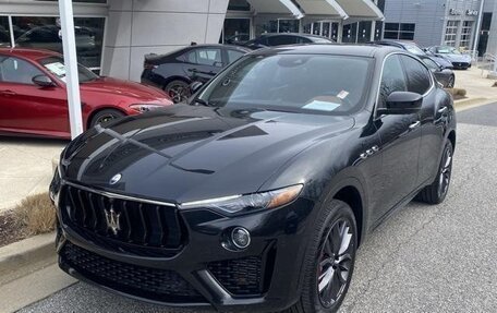Maserati Levante I, 2022 год, 5 090 000 рублей, 2 фотография