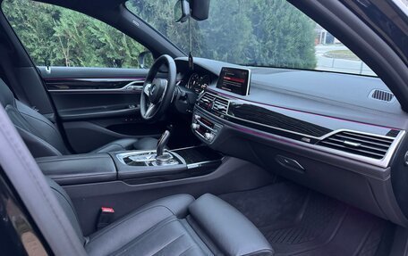 BMW 7 серия, 2018 год, 4 900 000 рублей, 4 фотография