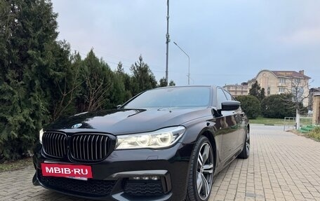 BMW 7 серия, 2018 год, 4 900 000 рублей, 2 фотография
