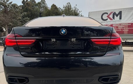 BMW 7 серия, 2018 год, 4 900 000 рублей, 17 фотография
