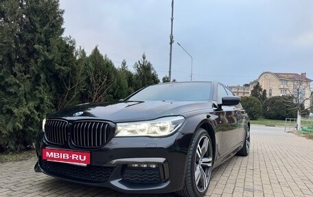 BMW 7 серия, 2018 год, 4 900 000 рублей, 14 фотография