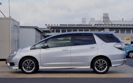Honda Fit Shuttle I рестайлинг, 2013 год, 800 000 рублей, 5 фотография