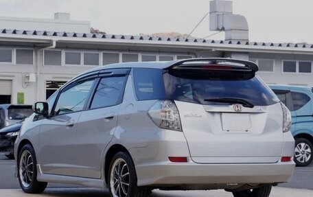 Honda Fit Shuttle I рестайлинг, 2013 год, 800 000 рублей, 6 фотография