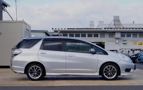Honda Fit Shuttle I рестайлинг, 2013 год, 800 000 рублей, 4 фотография