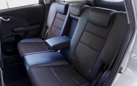 Honda Fit Shuttle I рестайлинг, 2013 год, 800 000 рублей, 16 фотография