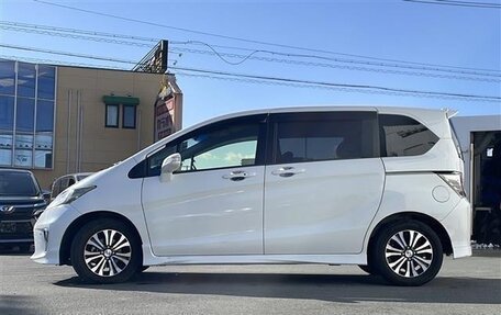 Honda Freed I, 2016 год, 945 000 рублей, 4 фотография