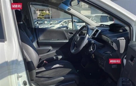 Honda Freed I, 2016 год, 945 000 рублей, 14 фотография