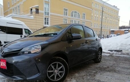 Toyota Vitz, 2015 год, 850 000 рублей, 9 фотография