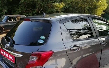 Toyota Vitz, 2015 год, 850 000 рублей, 3 фотография